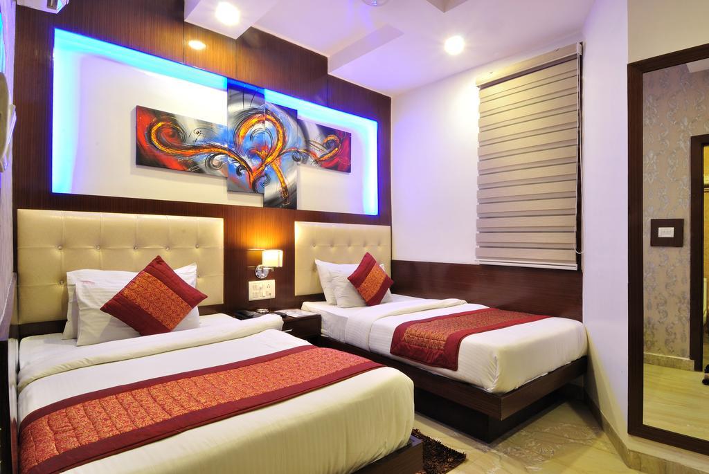 Nirmal Mahal - Paharganj - New Delhi