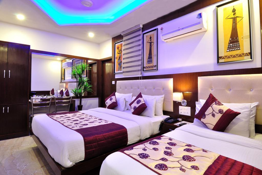 Nirmal Mahal - Paharganj - New Delhi