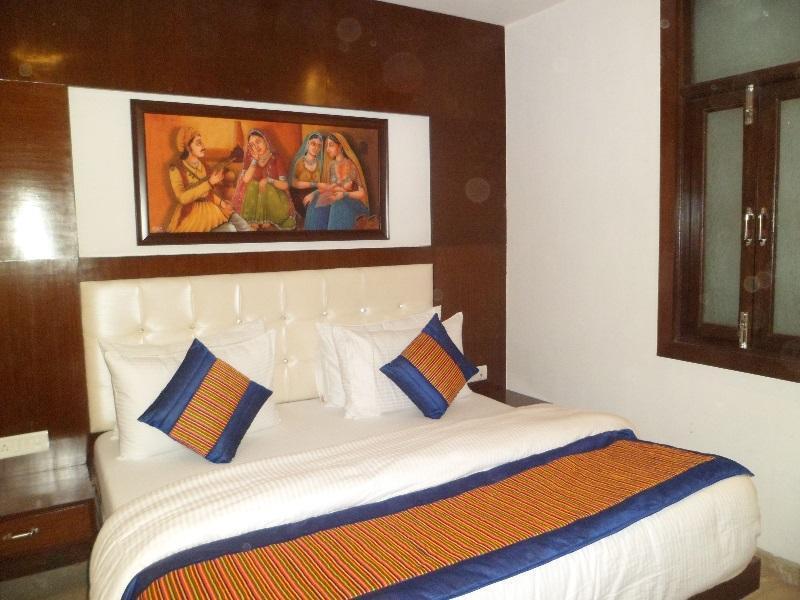 Nirmal Mahal - Paharganj - New Delhi
