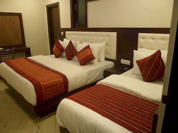 Hotel Nirmal Mahal - Paharganj - New Delhi
