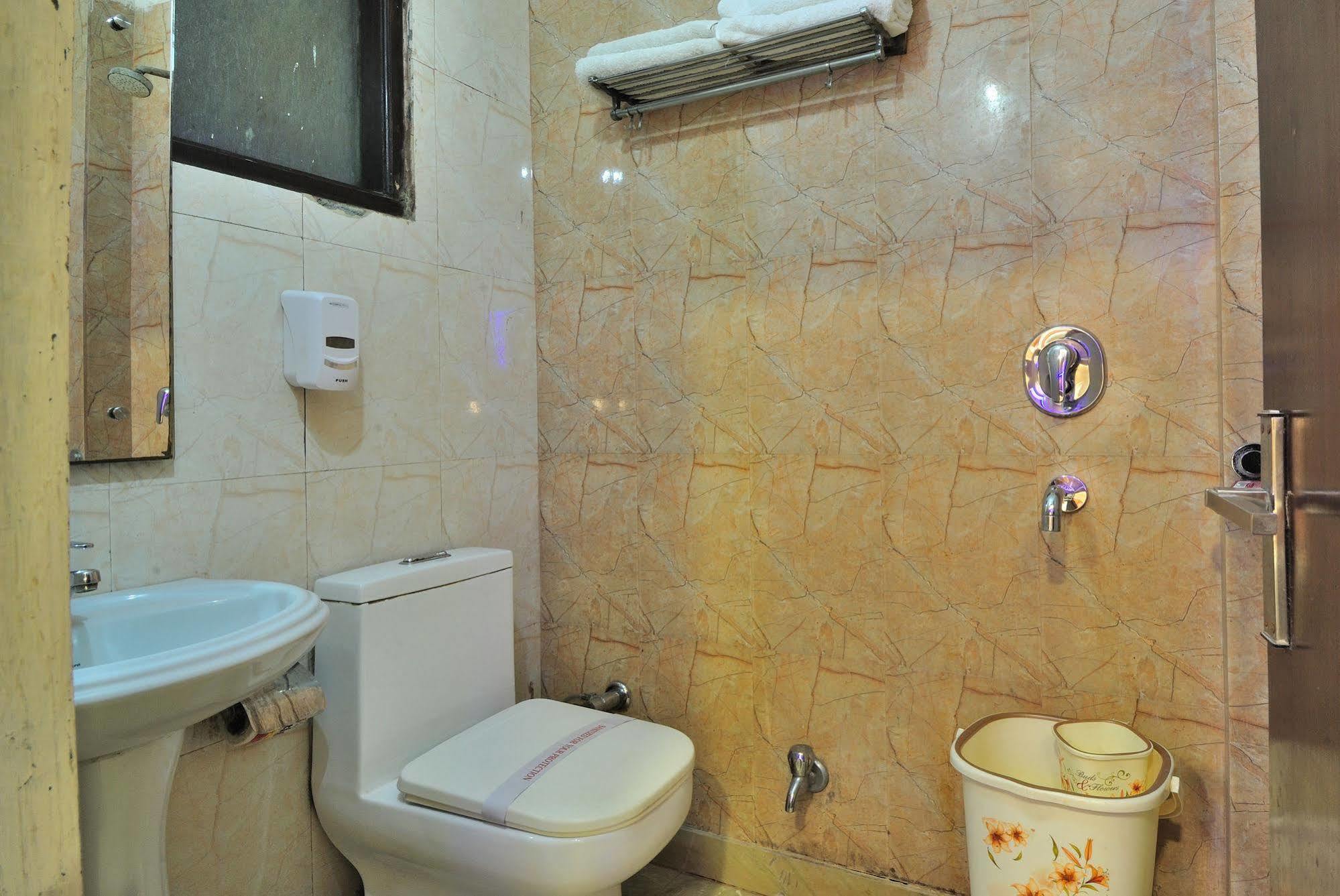 Nirmal Mahal - Paharganj - Hotel New Delhi
