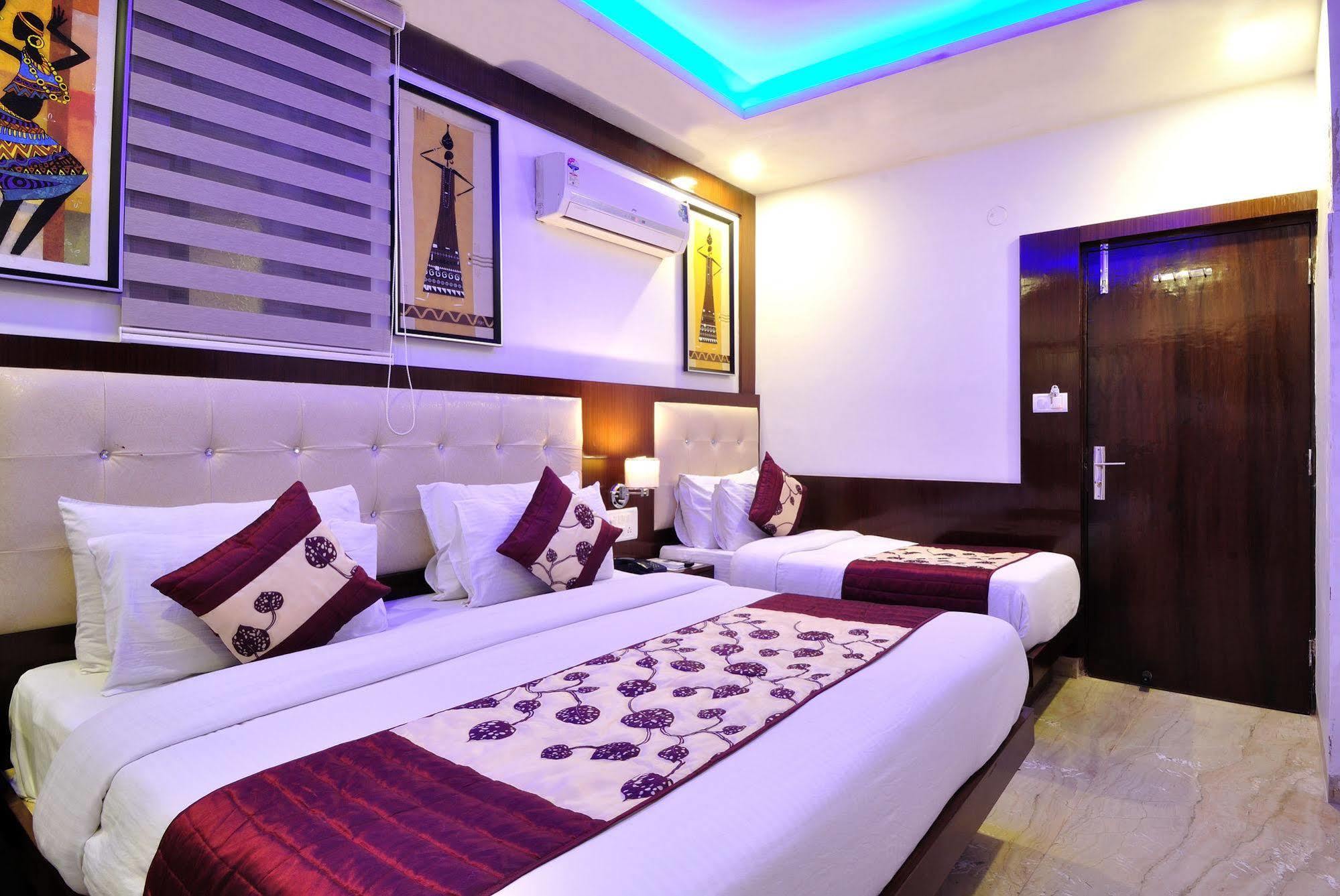 Nirmal Mahal - Paharganj - New Delhi