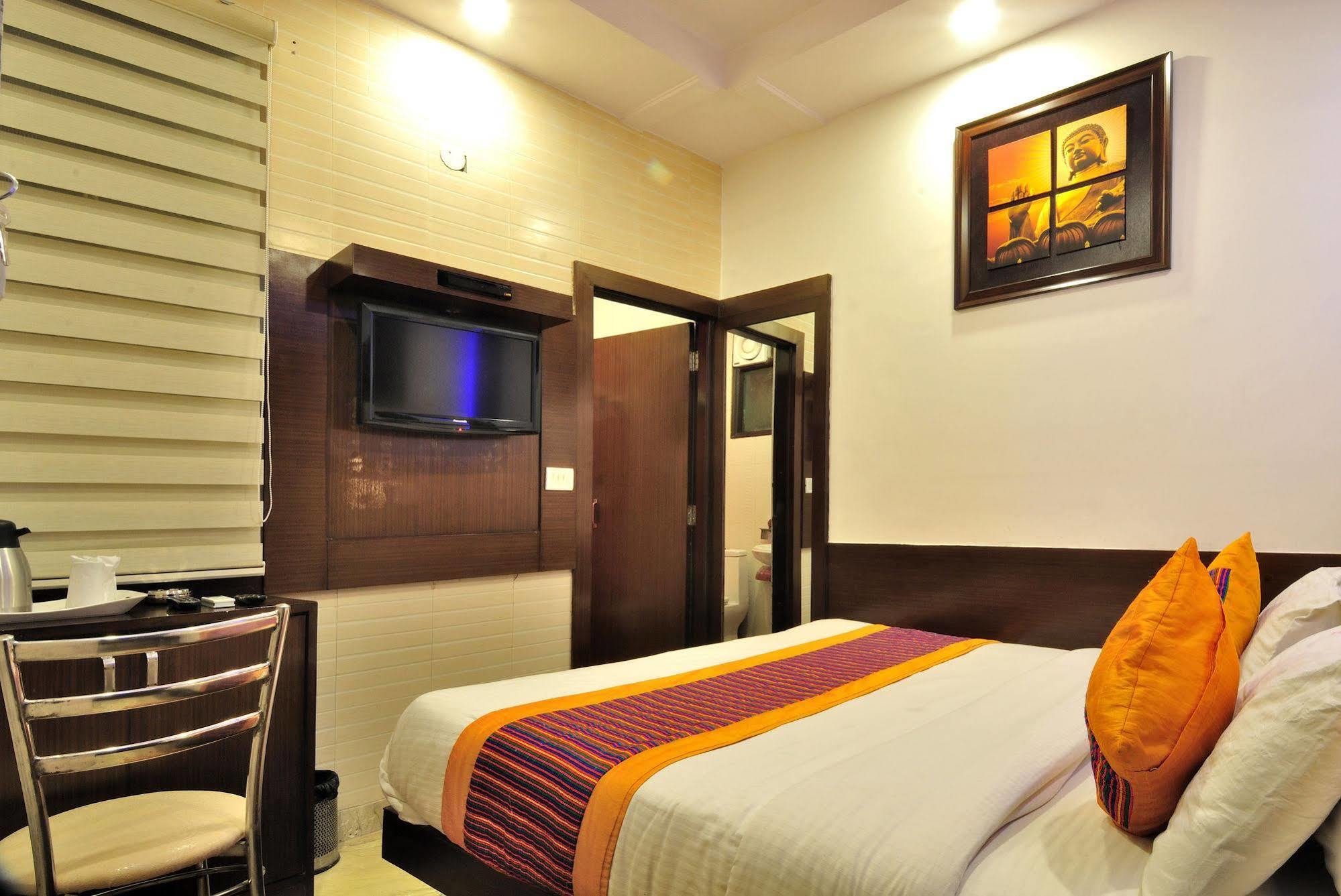 Nirmal Mahal - Paharganj - New Delhi